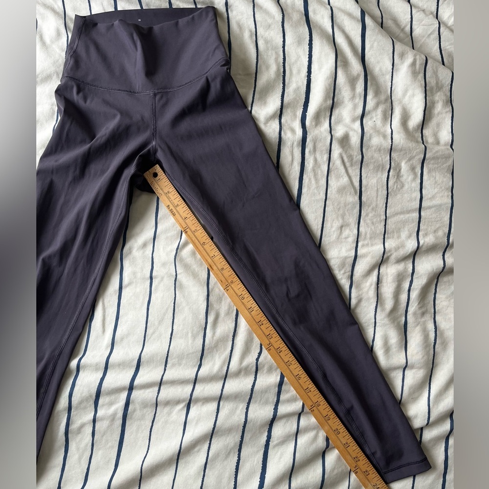 *sold* Everlane ReNew Perform Legging XS